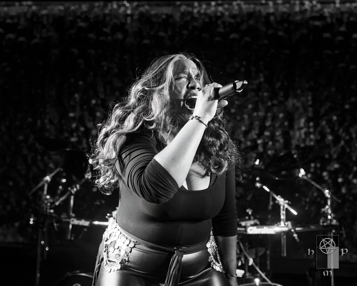 Iperion vocalist performing close up